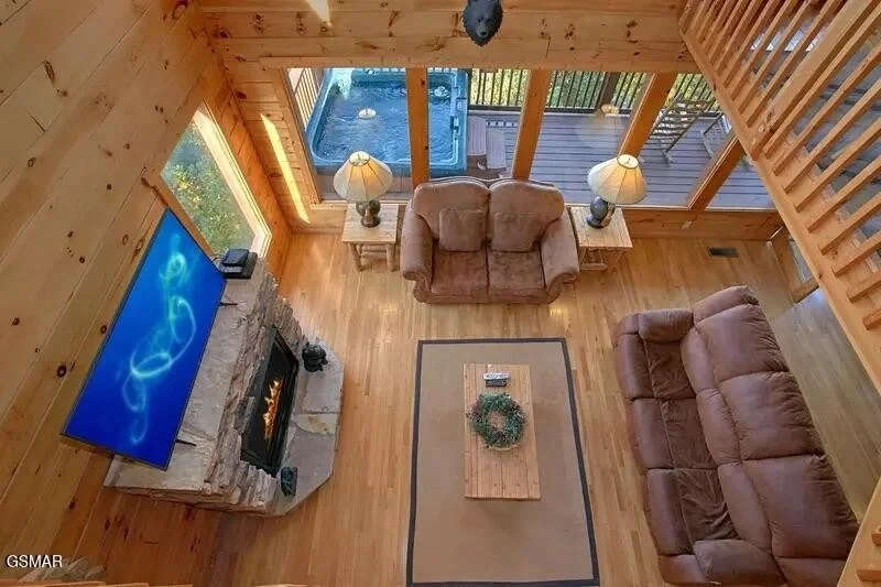 Photo of 2131 Windy Lane