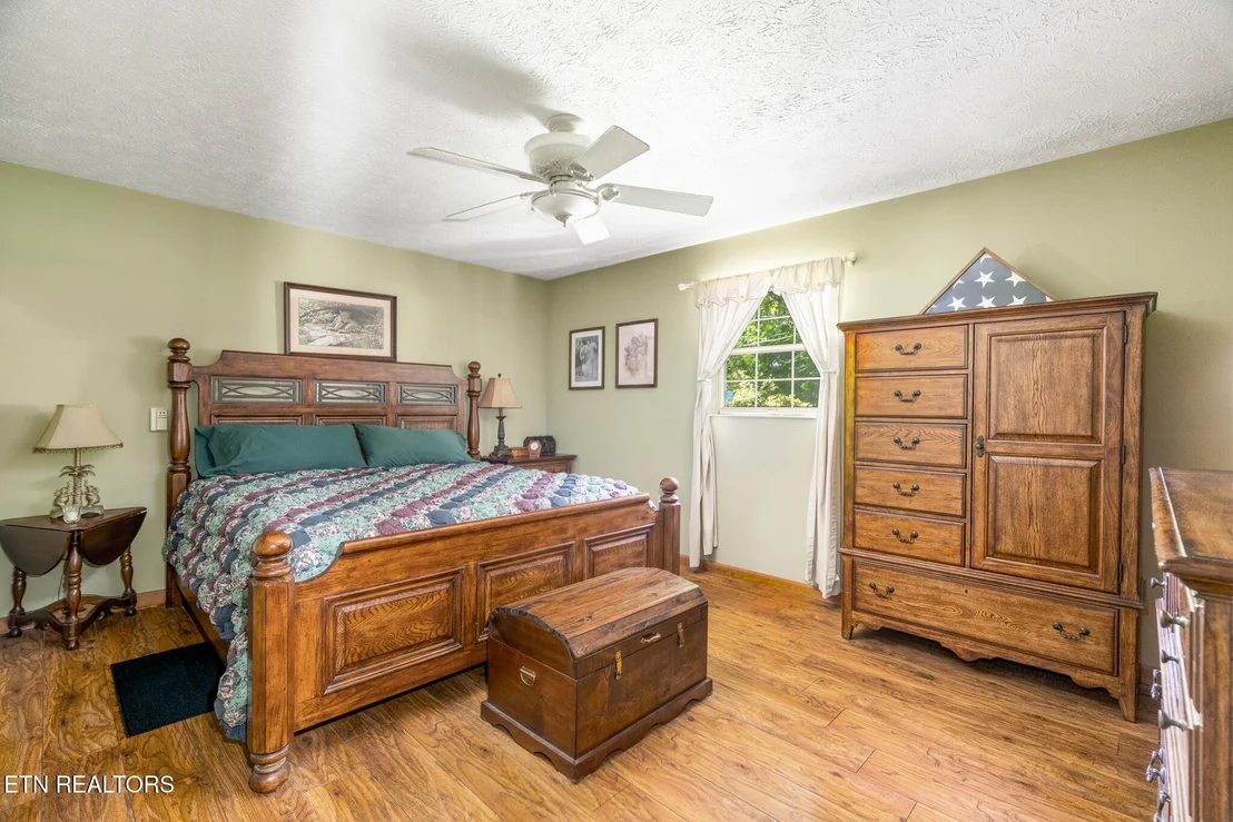 Photo of 945 Circle Drive