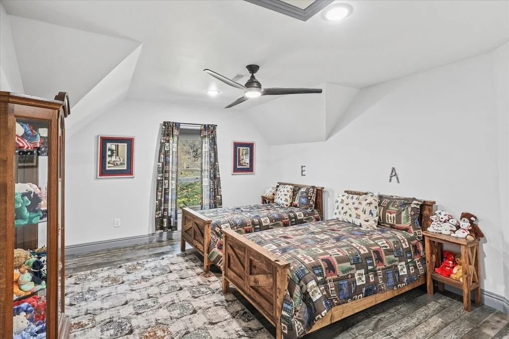 Photo of 429 Longspur Trail
