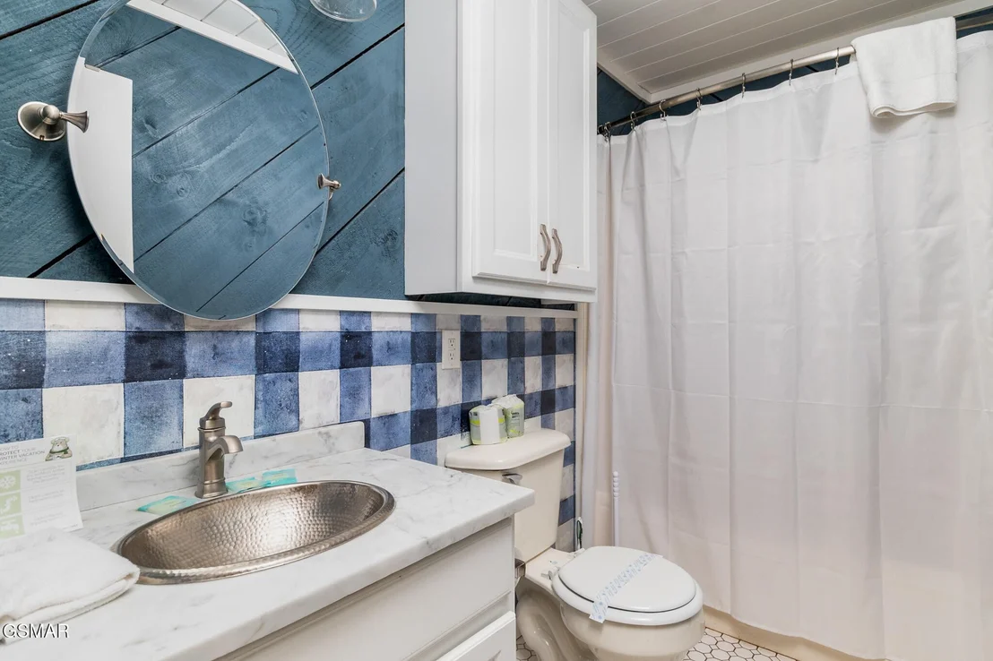 Photo of 2834 Longvale Lane