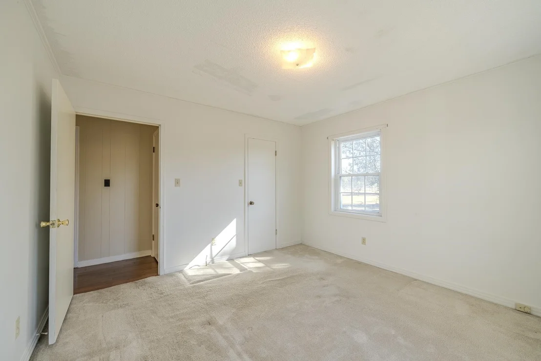 Photo of 160 DOVE DR