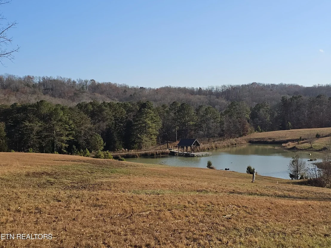 Photo of 332 Enclave Way