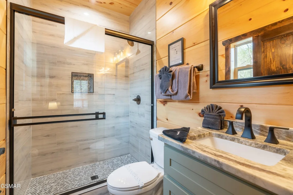 Photo of 2382 Headrick Lead