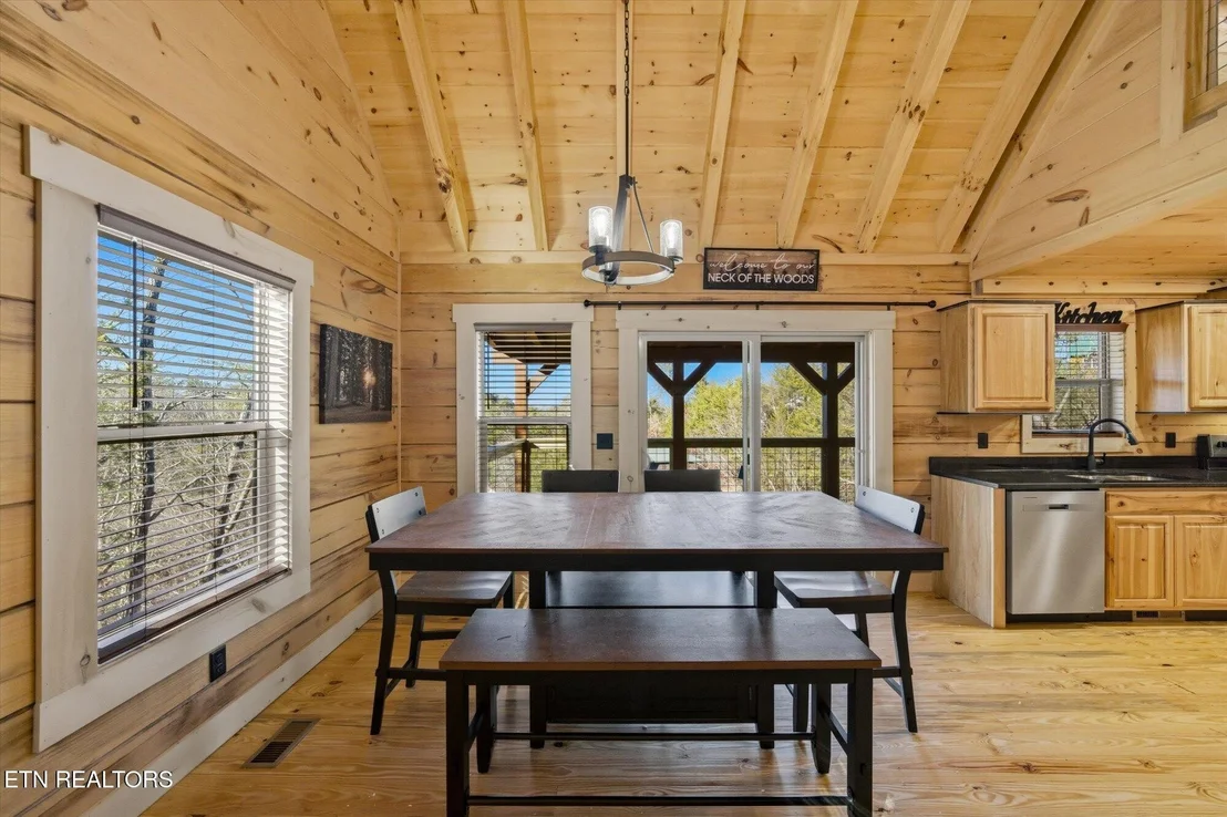 Photo of 586 Chickasaw Gap Way