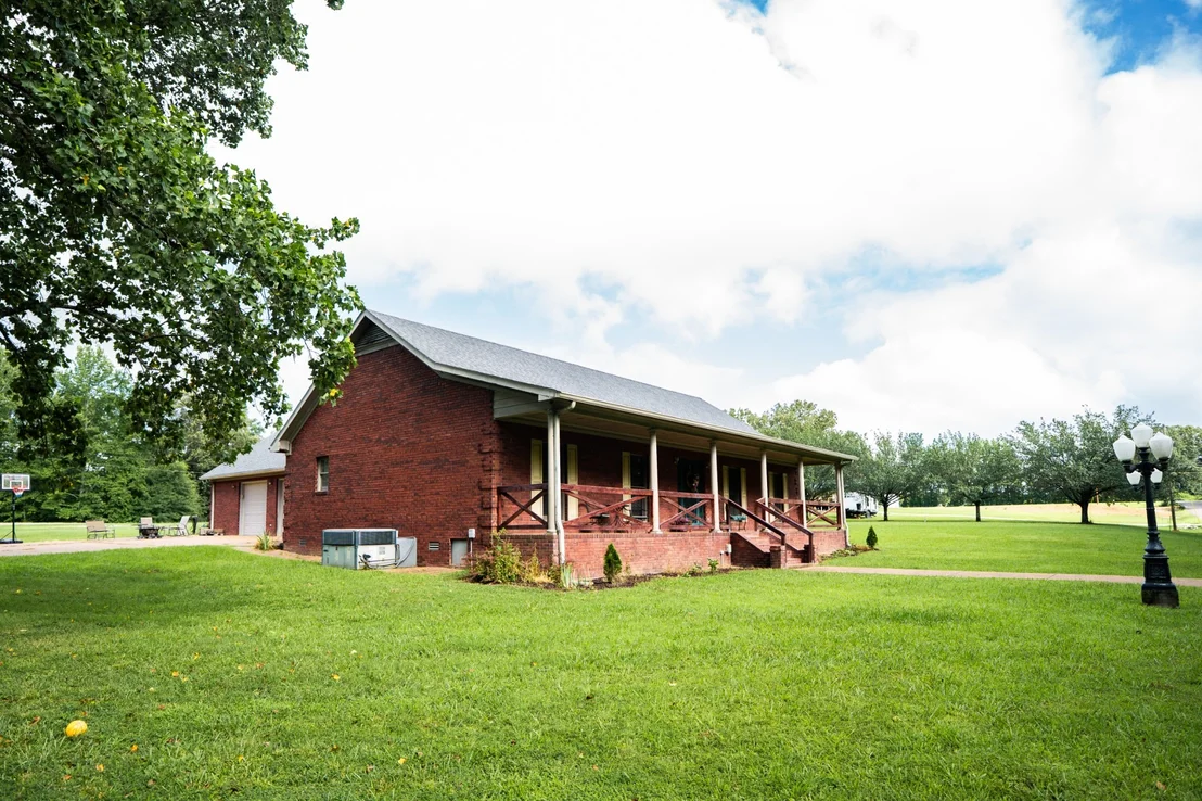 Photo of 175 Sandy Cir