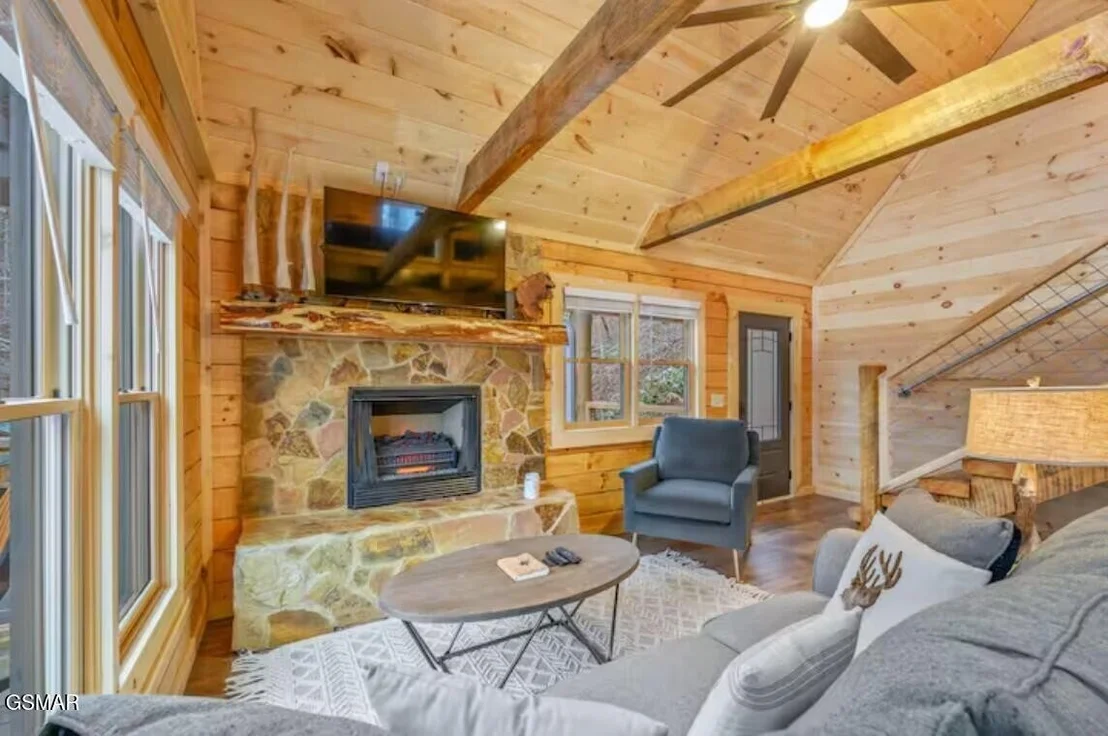 Photo of 709 Spring Drive