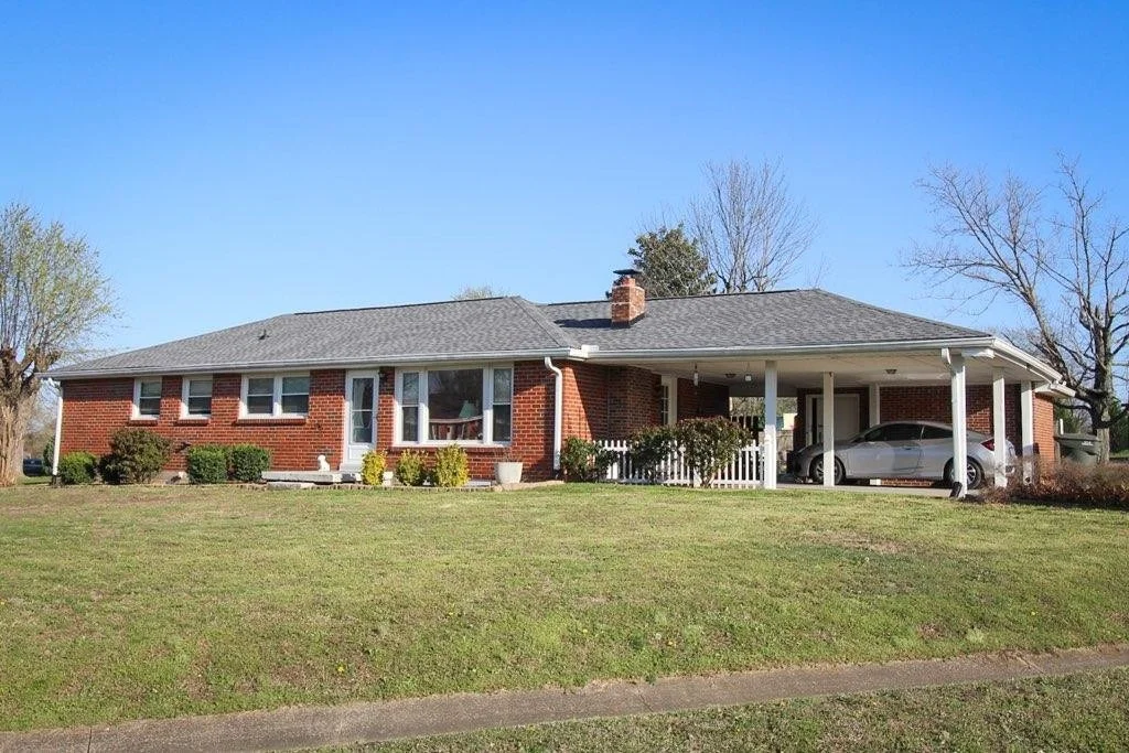 Photo of 1800 Meadowbrook Dr