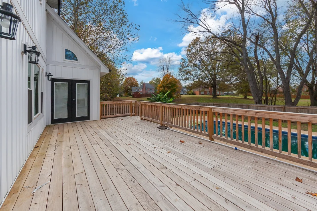 Photo of 250 Bascom Rd