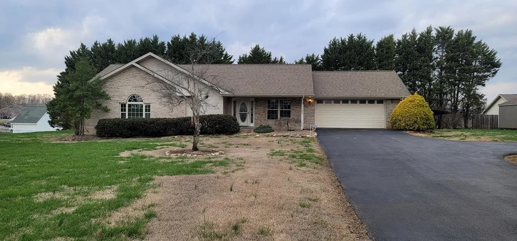 Photo of 2260 McCleary Road
