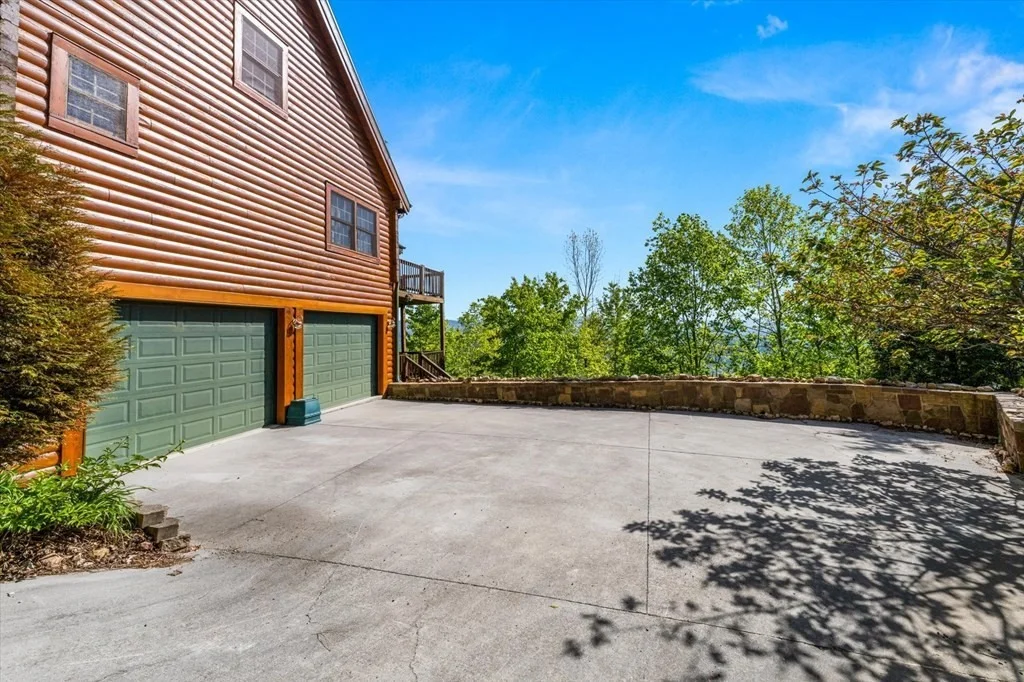 Photo of 1387 Aintree Drive