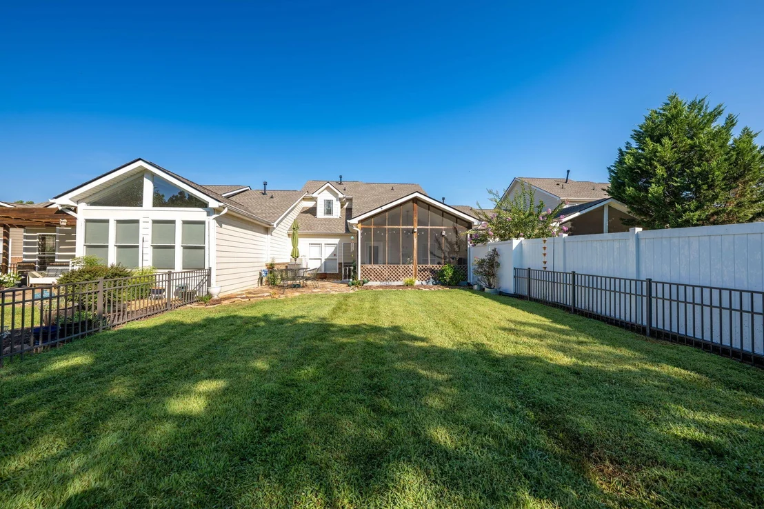 Photo of 5388 Mandarin Circle
