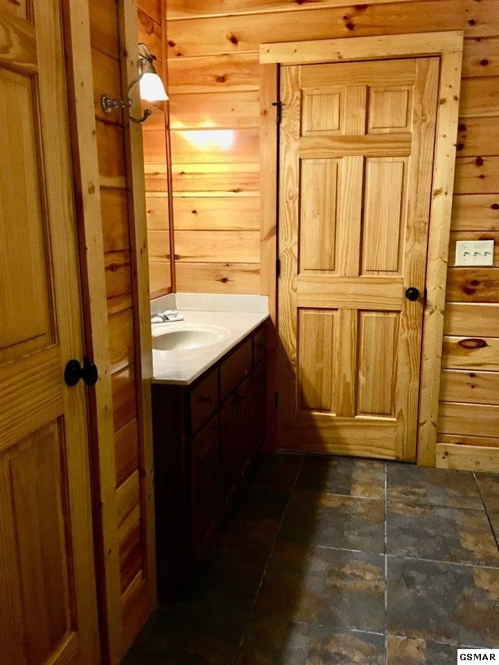 Photo of Unit MEMORYMAKERLODGE at 326 Alpine Mountain Way