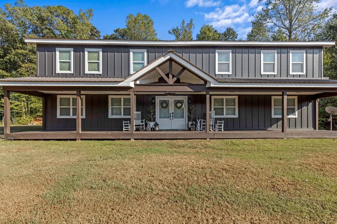 Photo of 192 Dover Road NE