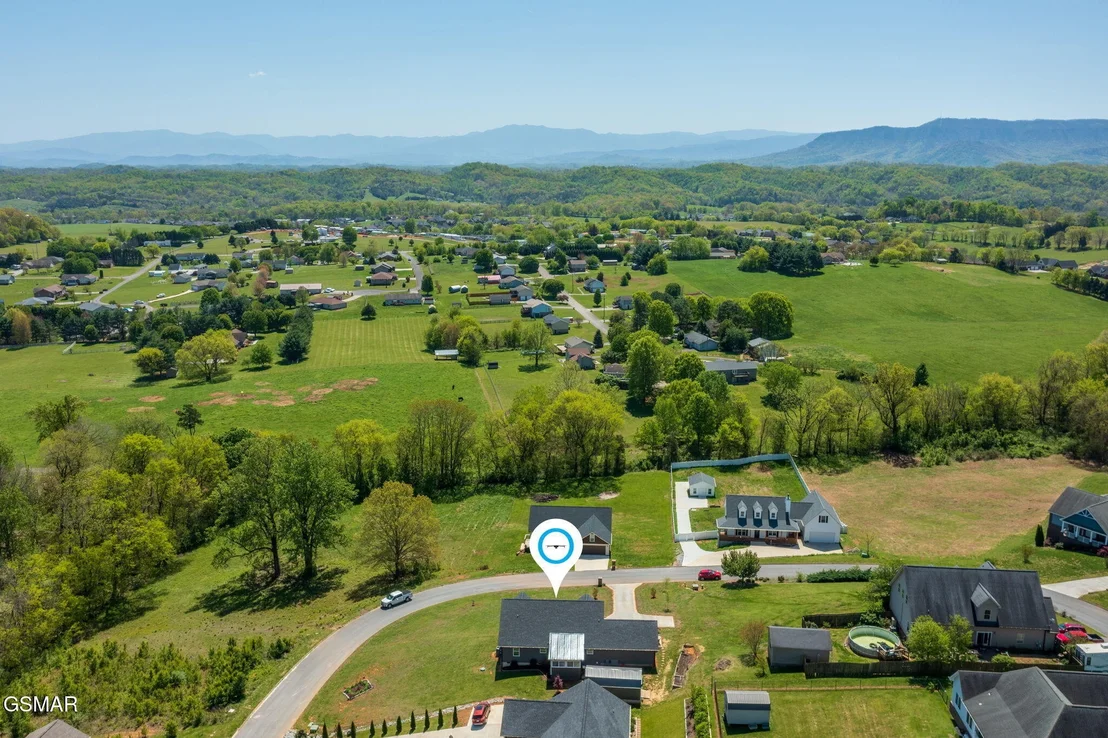 Photo of 2045 Kings View Loop