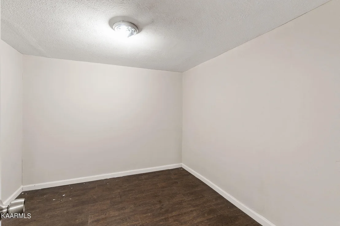 Photo of 2666 Lakemoore Drive