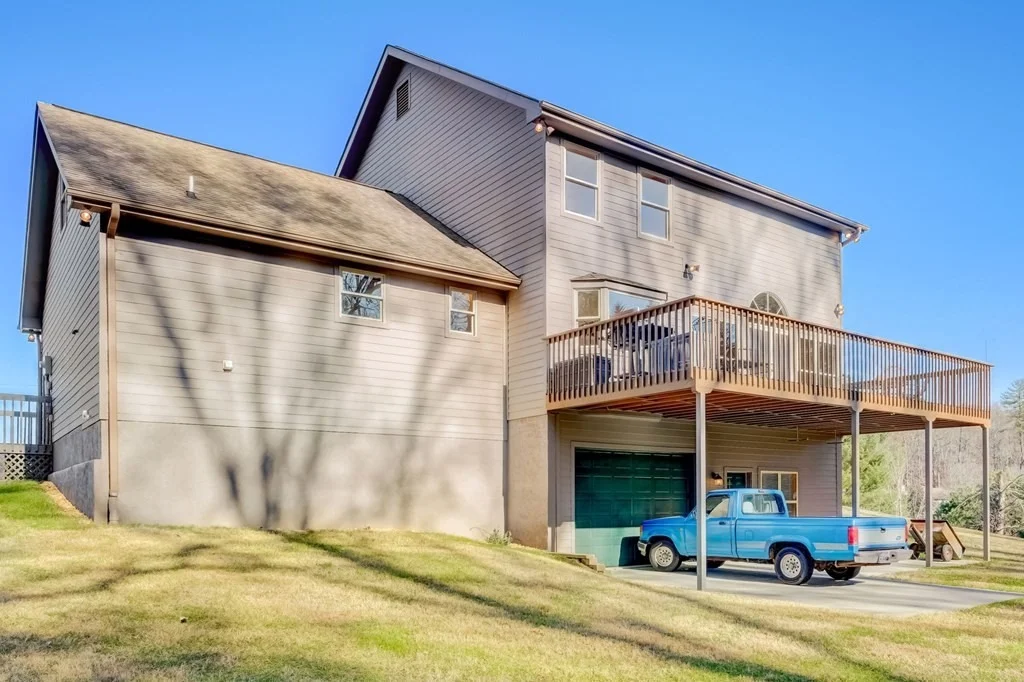 Photo of 1310 Laura Lane