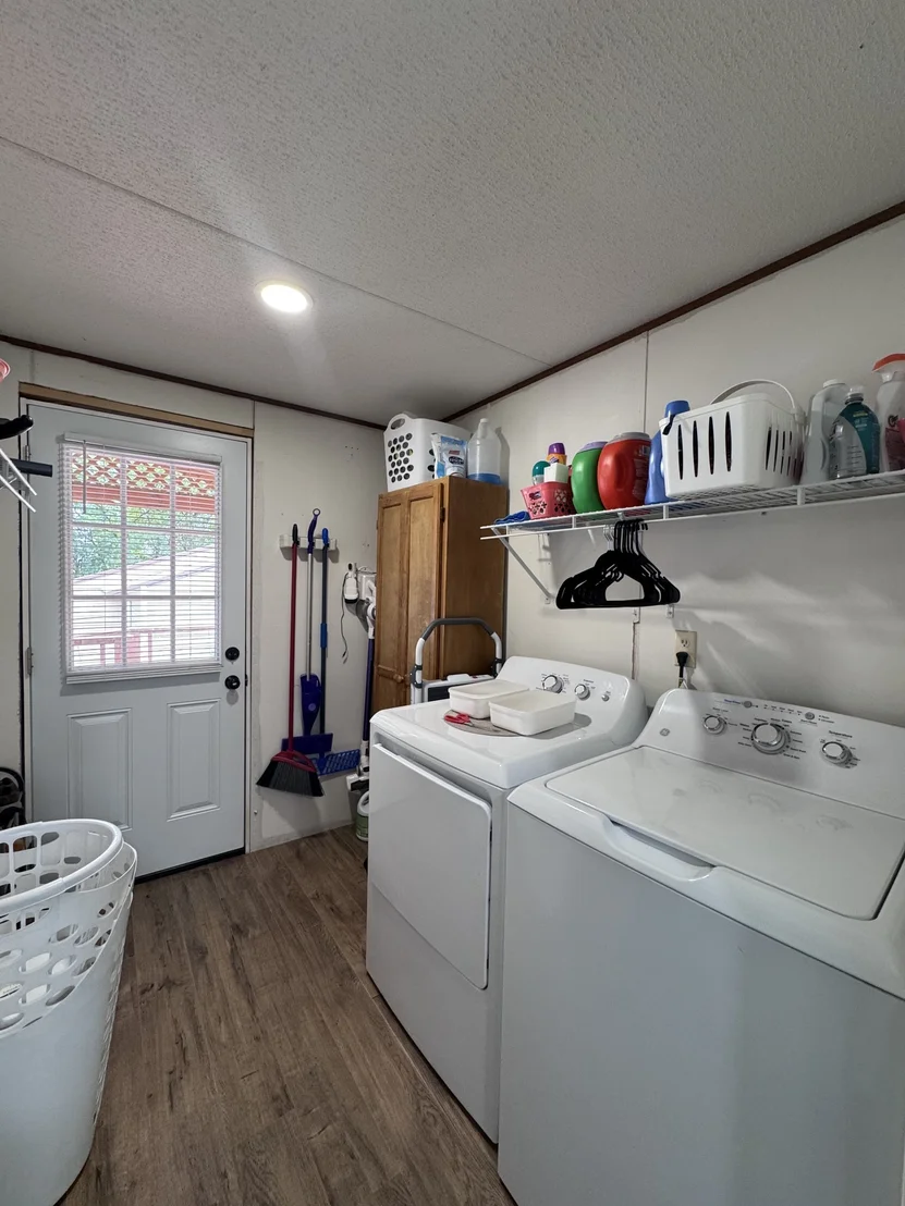 Photo of 2205 Carmichael Rd