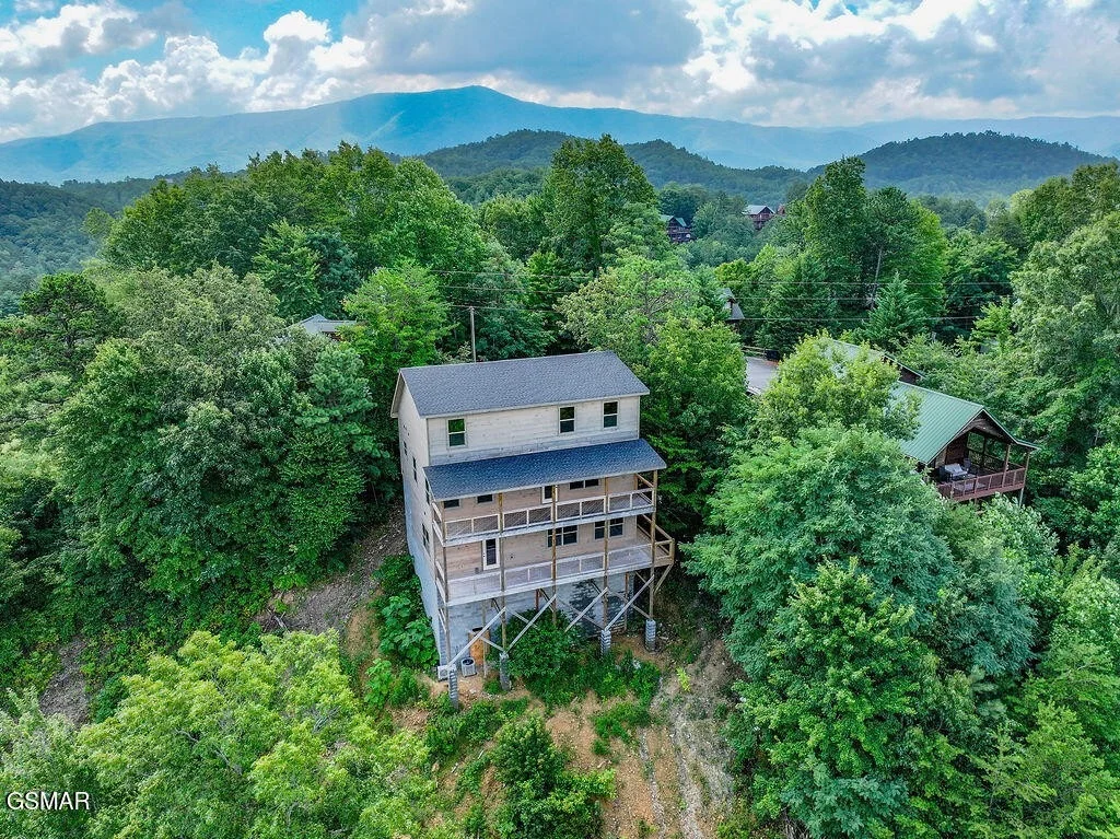 Photo of 4183 Chamberlain Lane