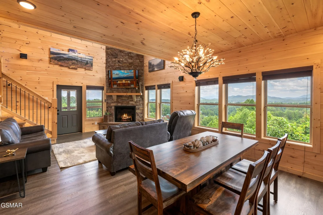 Photo of 812 Peak Lp Way