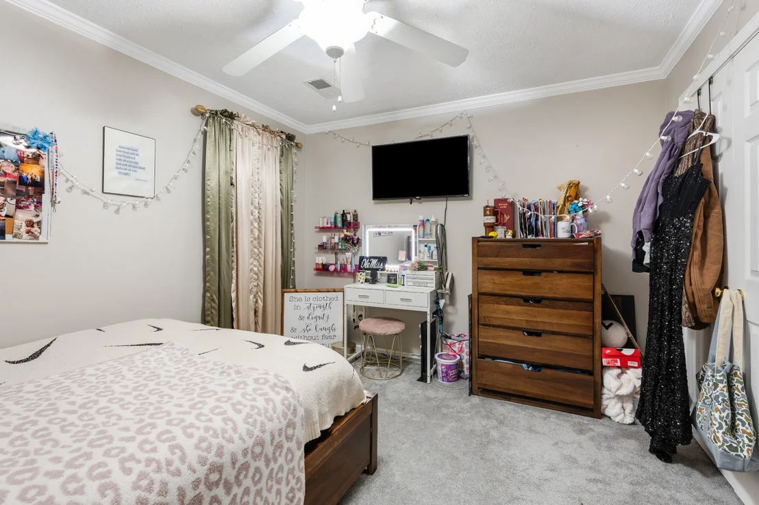 Photo of 192 Michelle Cir