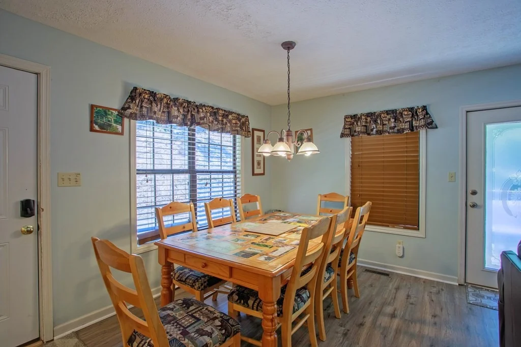Photo of 2711 TIMBER Way