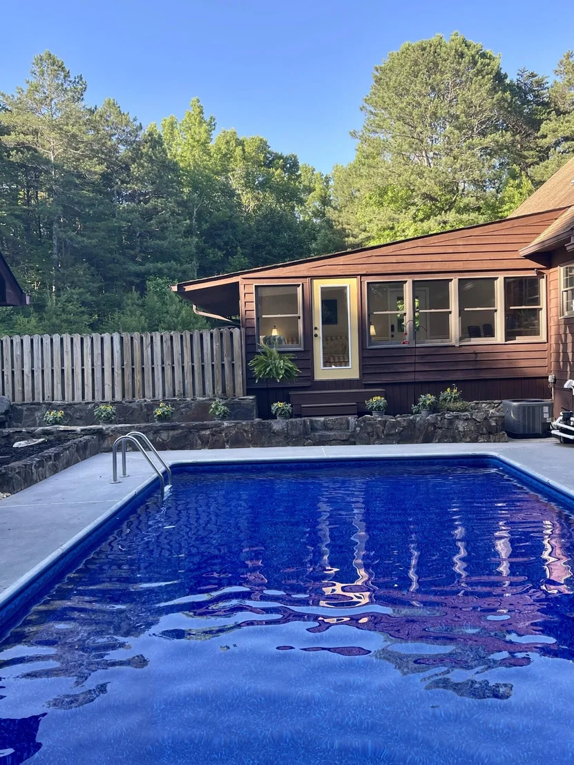 Photo of 446 Jamestown Road