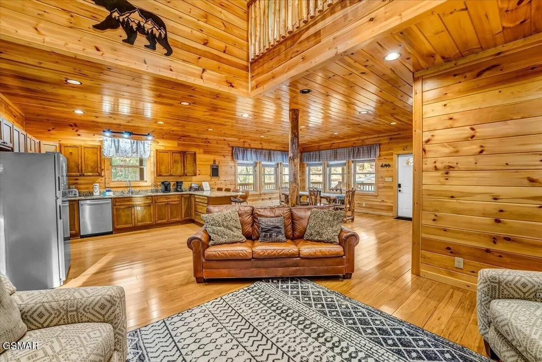 Photo of 2740 Mountain View Circle