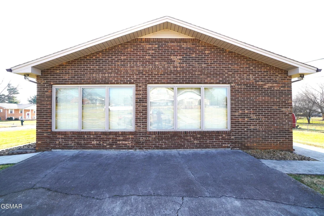 Photo of 483 Shaver Drive