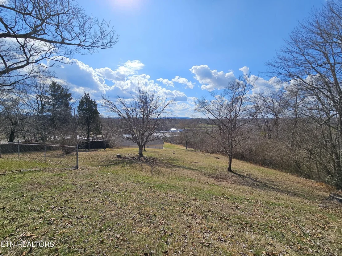 Photo of 327 Longview Drive