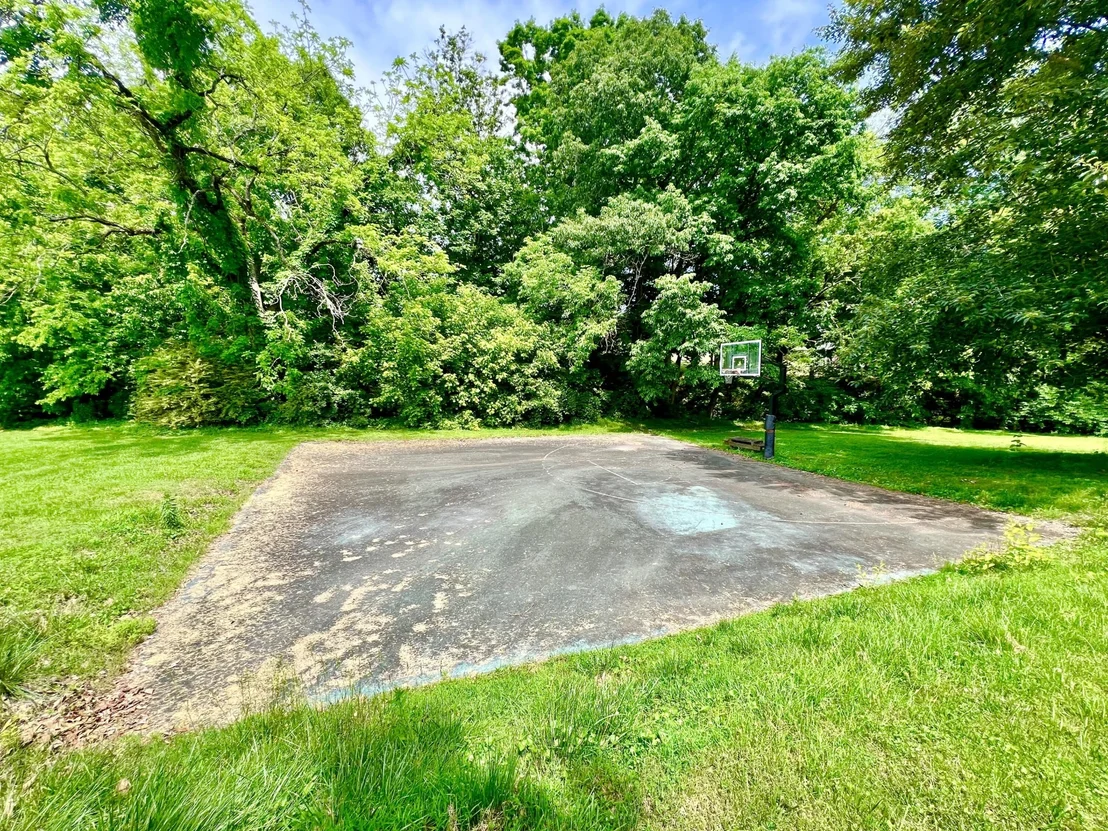 Photo of 314 Riverdale Drive