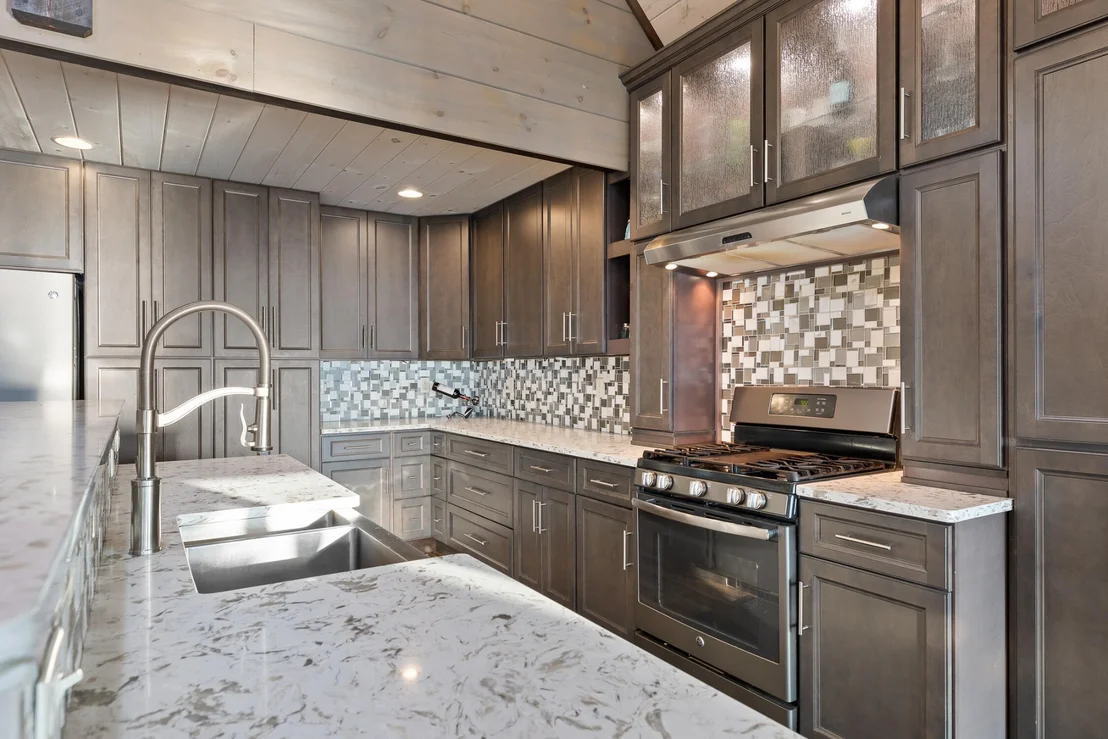 Photo of 6100 Lynn Road