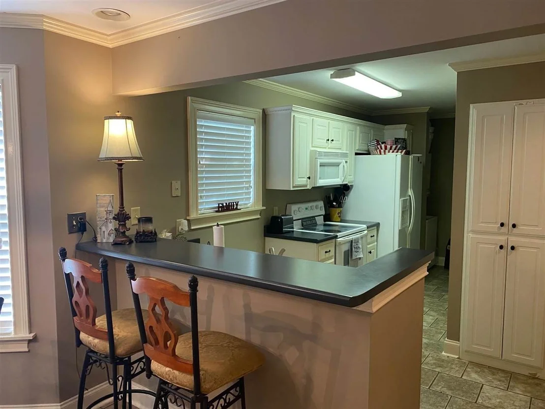 Photo of 21 DEVIN DR