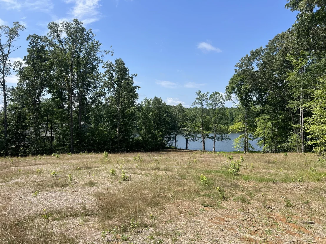 Photo of 33 Arrowhead Pt