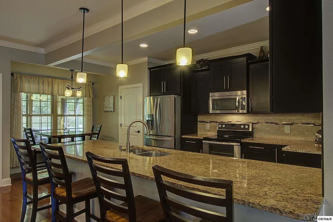 Photo of 712 Pleasant Valley Drive