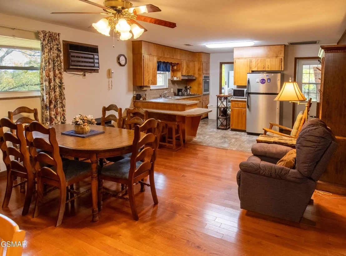Photo of 1121 Mayors Drive