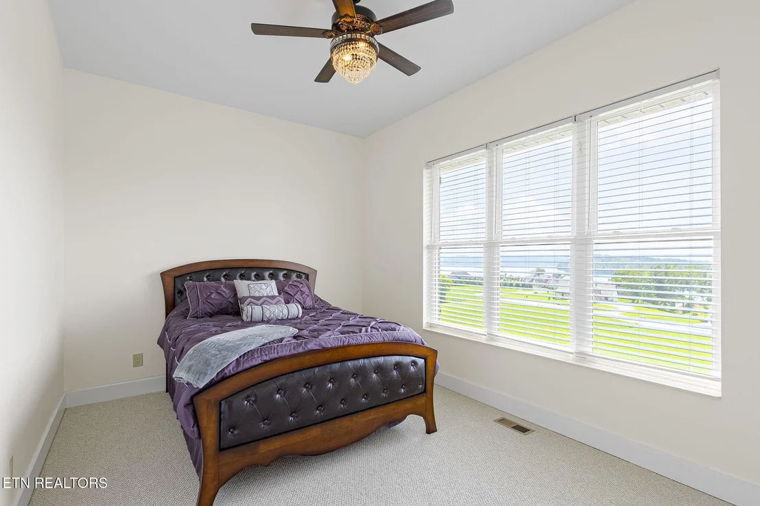 Photo of 1005 Enchanted Drive