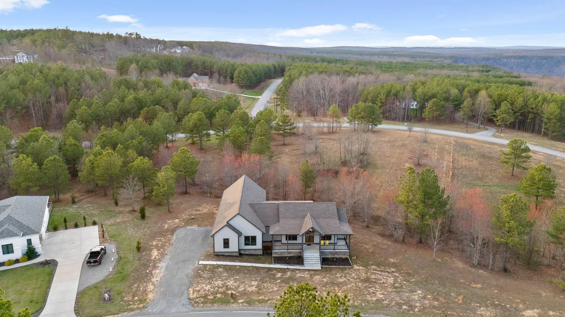 Photo of 2323 River Bluffs Drive