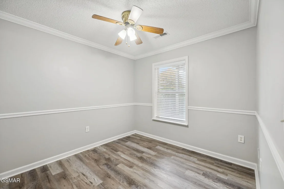 Photo of 734 Southview Circle