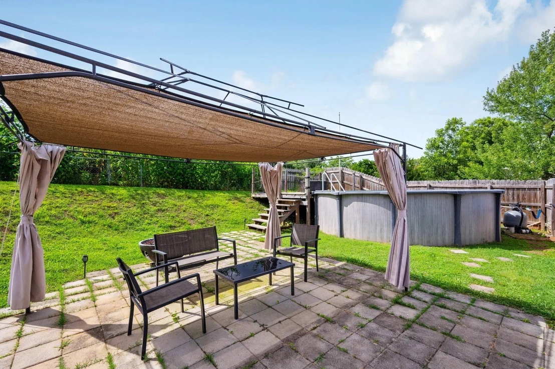 Photo of 8979 Hensley Road