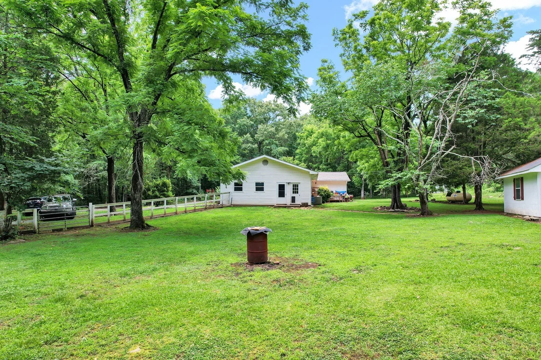 Photo of 718 Dewind Drive