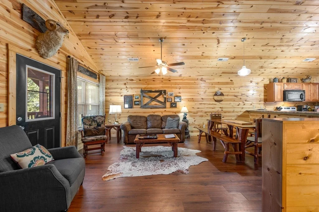 Photo of 426 Alpine Mountain Way