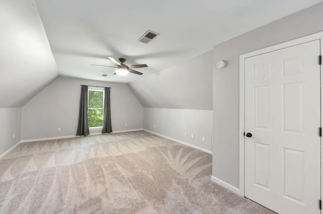 Photo of 135 DAVIS RD