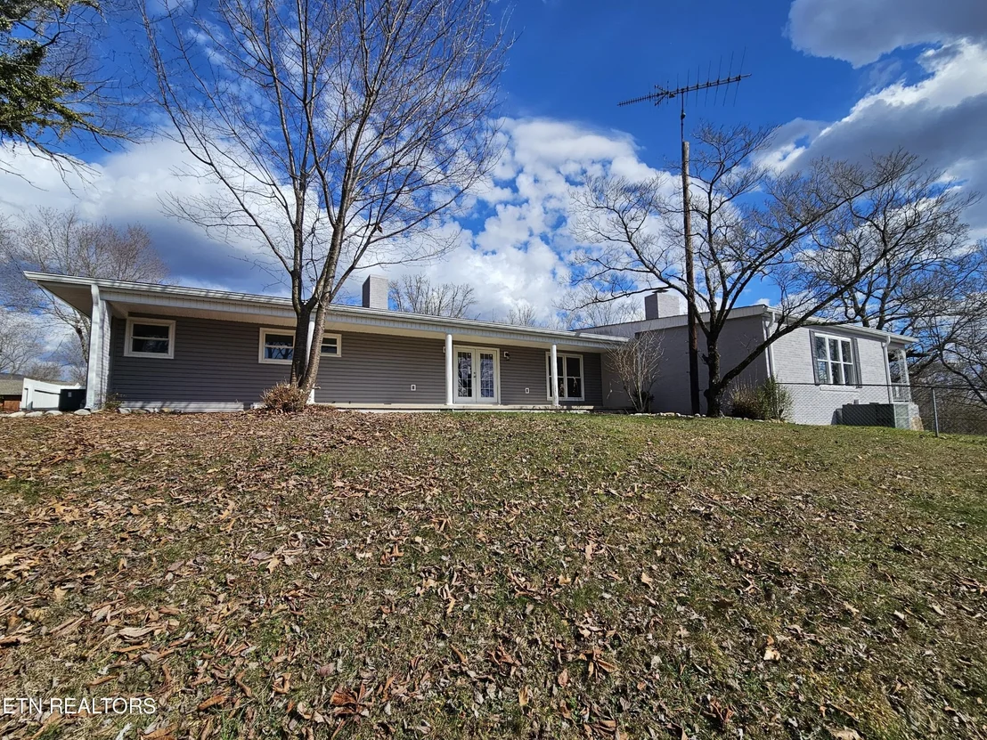 Photo of 327 Longview Drive