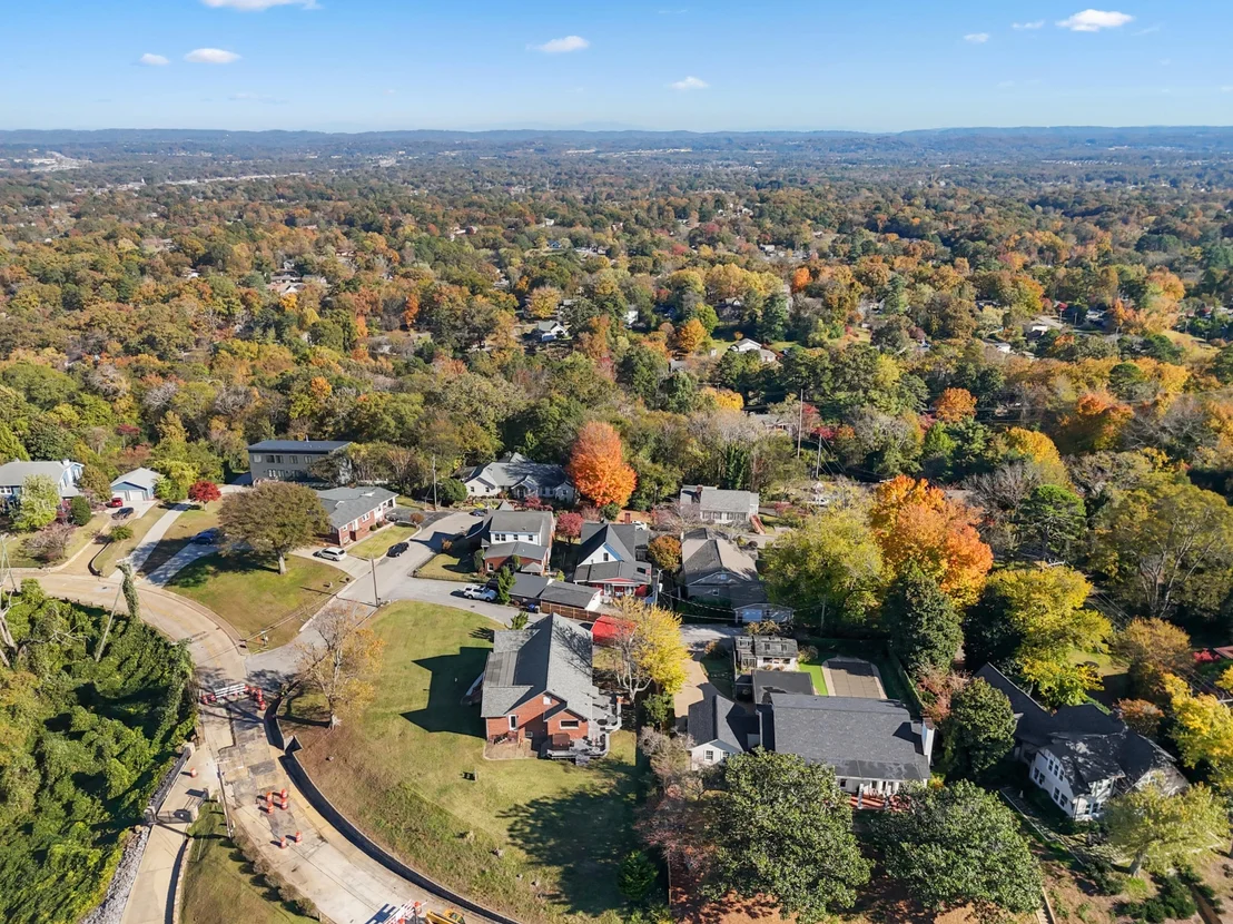 Photo of 643 E Crest Road