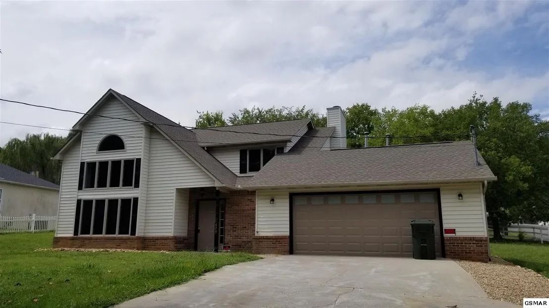Photo of 619 Broadview Drive