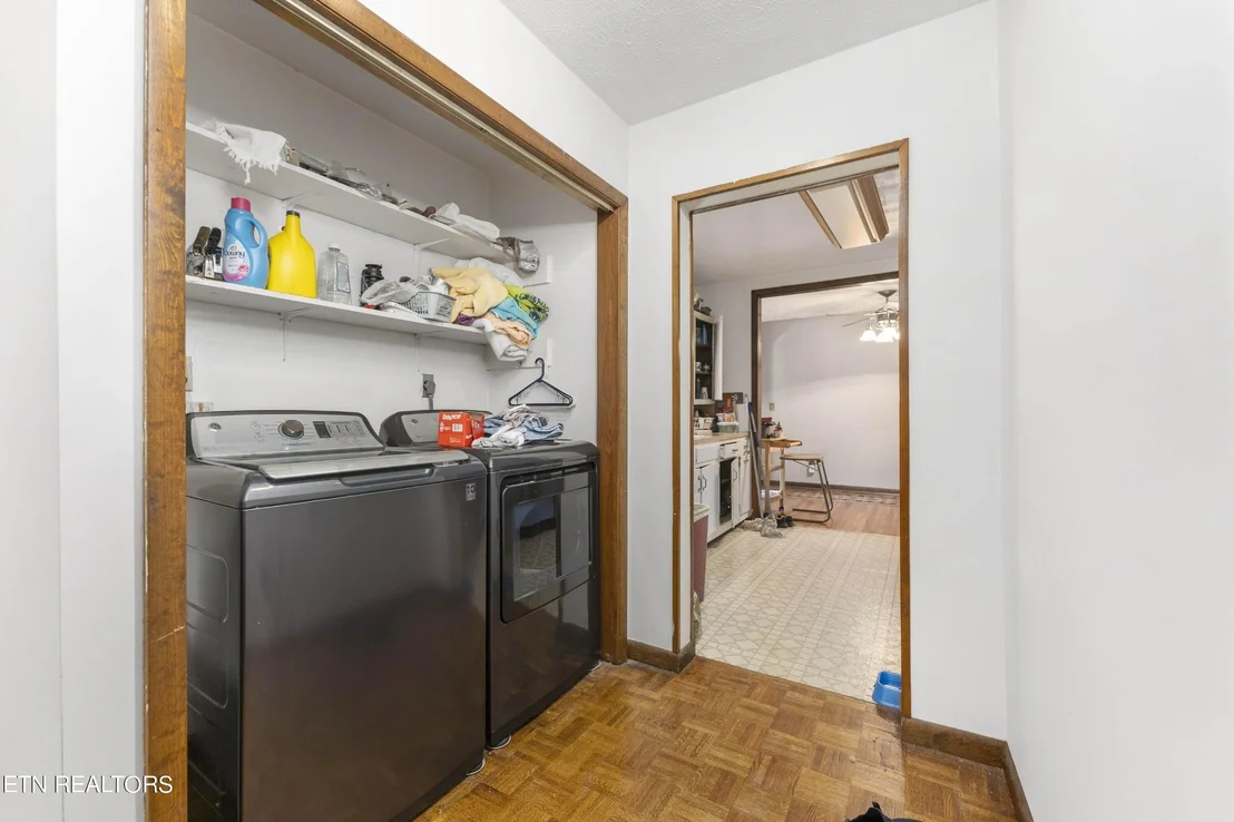 Photo of 812 Riverview Drive