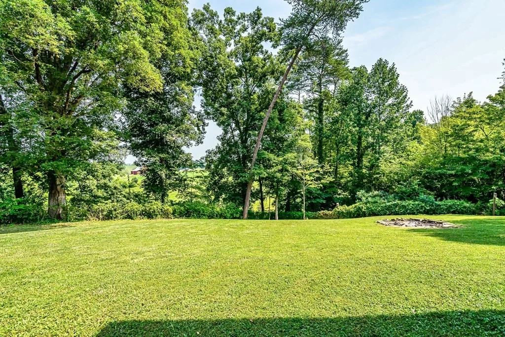 Photo of 1530 Madron