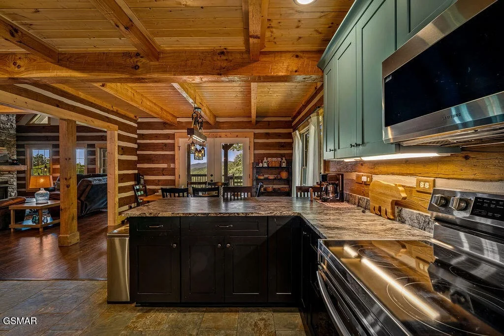 Photo of 335 Hawken Drive