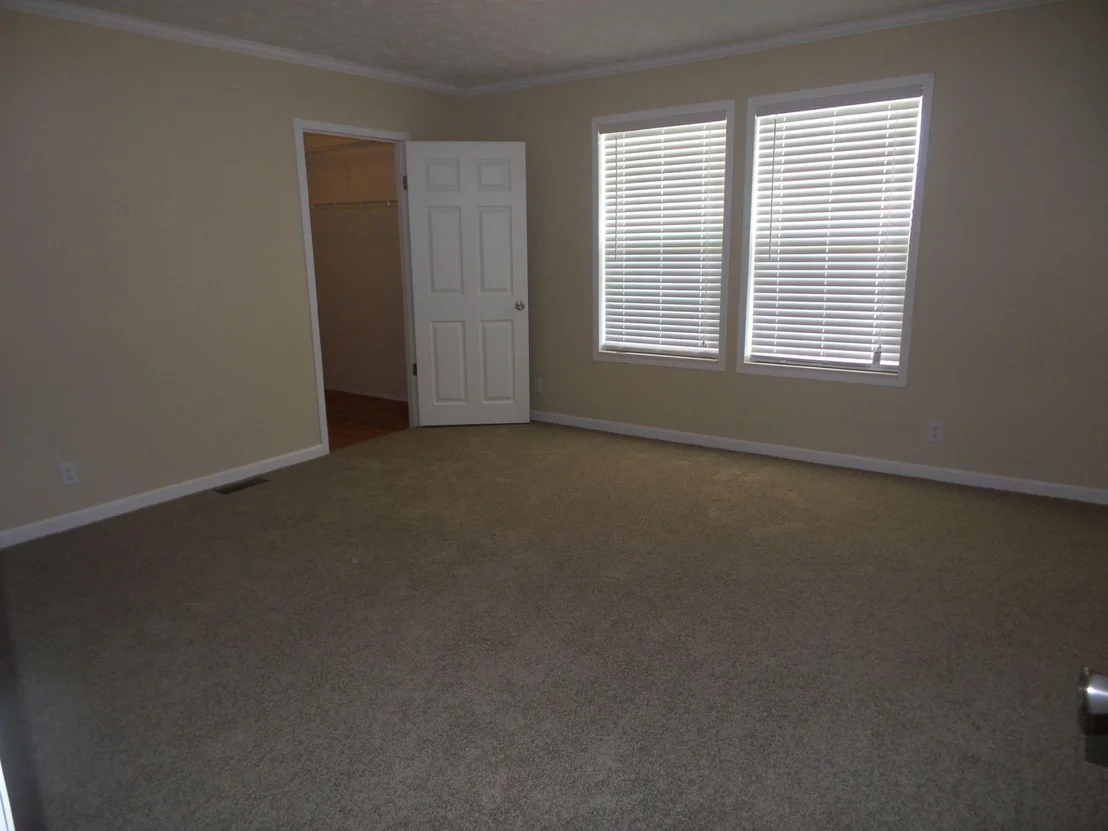 Photo of 171 Maple Crest Circle