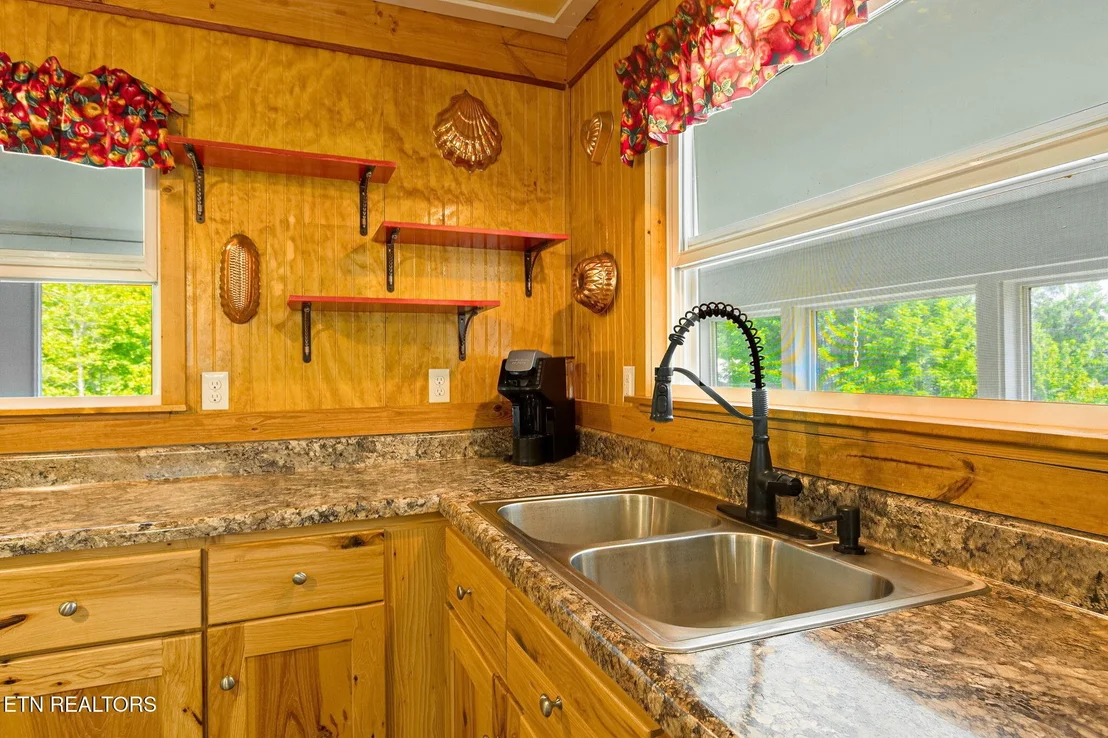 Photo of 3000 Upper Caney Valley Rd